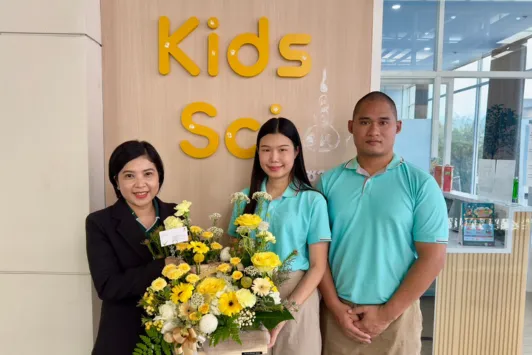 เดอะไนน์ เซ็นเตอร์ พระราม 9 ร่วมแสดงความยินดีเปิดร้าน Kids Sci