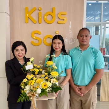 เดอะไนน์ เซ็นเตอร์ พระราม 9 ร่วมแสดงความยินดีเปิดร้าน Kids Sci