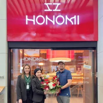 เดอะไนน์ เซ็นเตอร์ พระราม 9  ยินดีเปิดร้าน HONOMI Shabu & Omakase