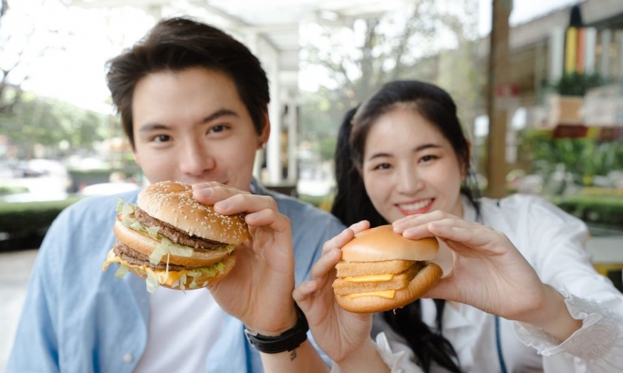 Love Eat ตามรอยร้านเด็ด ร้านดัง ที่ไม่ควรพลาดที่ The Nine Center Rama 9